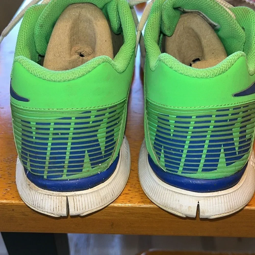 MEN’S NIKE FREE 3.0 TRAINING SHOES SIZE 10.5 IN POISON GREEN/HYPER BLUE